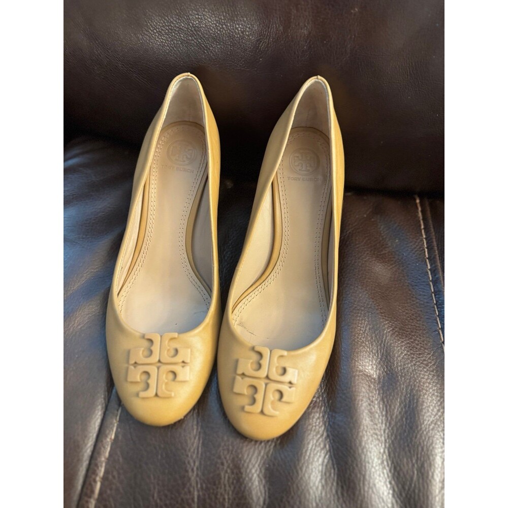 Tory Burch heels size 8